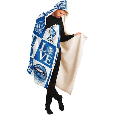 Hampton Pirates Hooded Blanket v72