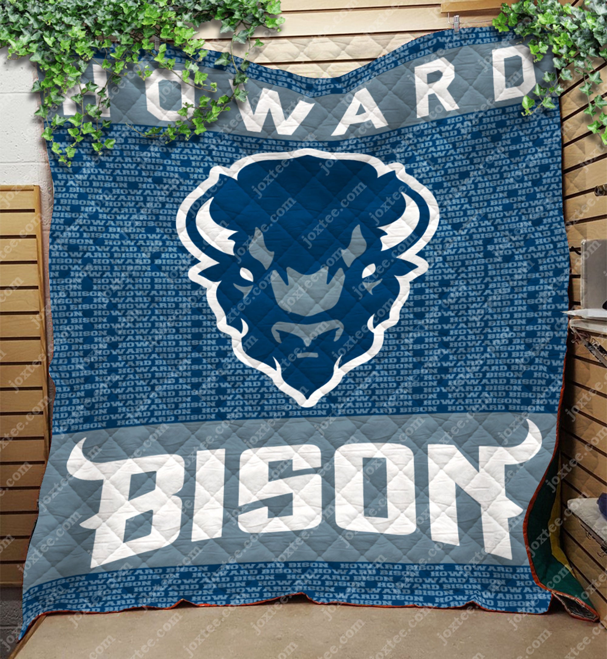 Howard Bison Quilt Blanket v17